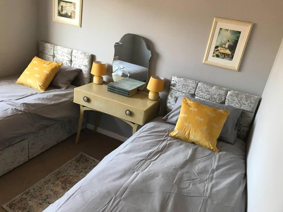 The Beach House South - Blackpool - Entire Holiday Home ภายนอก รูปภาพ