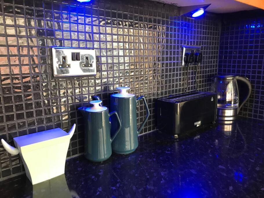 The Beach House South - Blackpool - Entire Holiday Home ภายนอก รูปภาพ